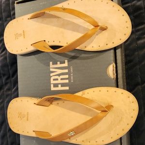 FRY SANDALS